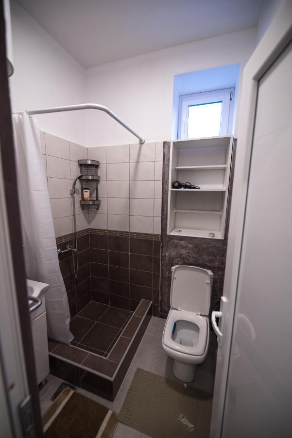 Hostel Evropa Niksic Luaran gambar