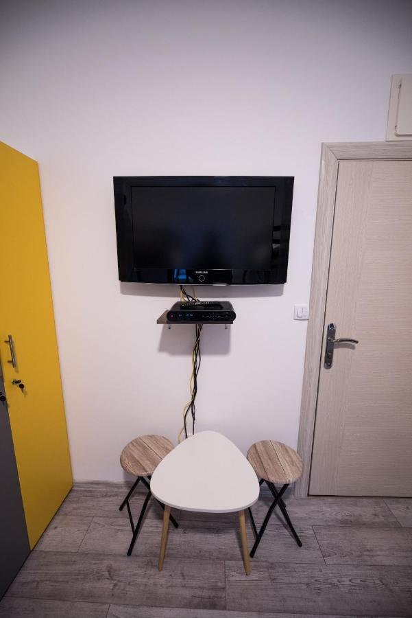Hostel Evropa Niksic Luaran gambar