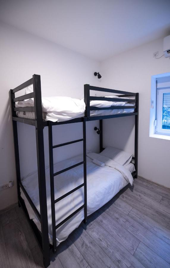 Hostel Evropa Niksic Luaran gambar